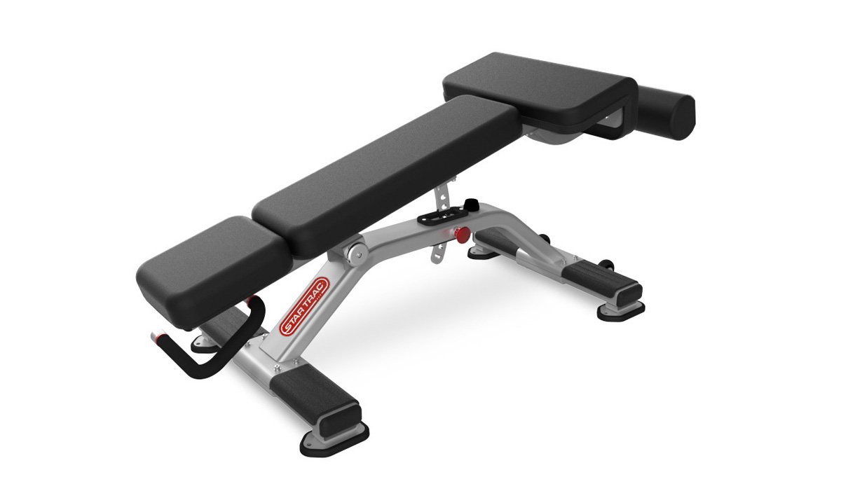 ADJUSTABLE DECLINE BENCH – Állítható támlás döntött pad - Nautilus Freedom Rack